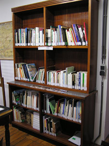 La bibliothèque du Gletton est installée dans les locaux de celle de Saint-Léger